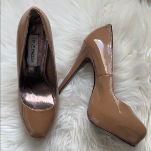 STEVE MADDEN Pumps